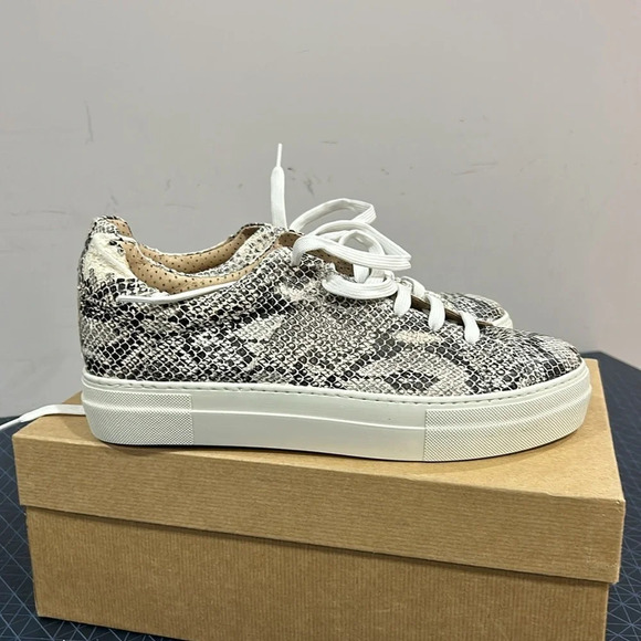 Sister  x Soeur Leyla Snake Platform Sneaker New in Box - Picture 10 of 11